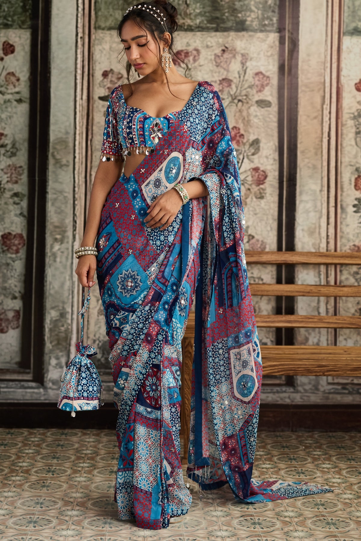 TEAL PRINT AND AND HIGHLIGHTED PRE-DRAPED CLASSIC SAREE SET