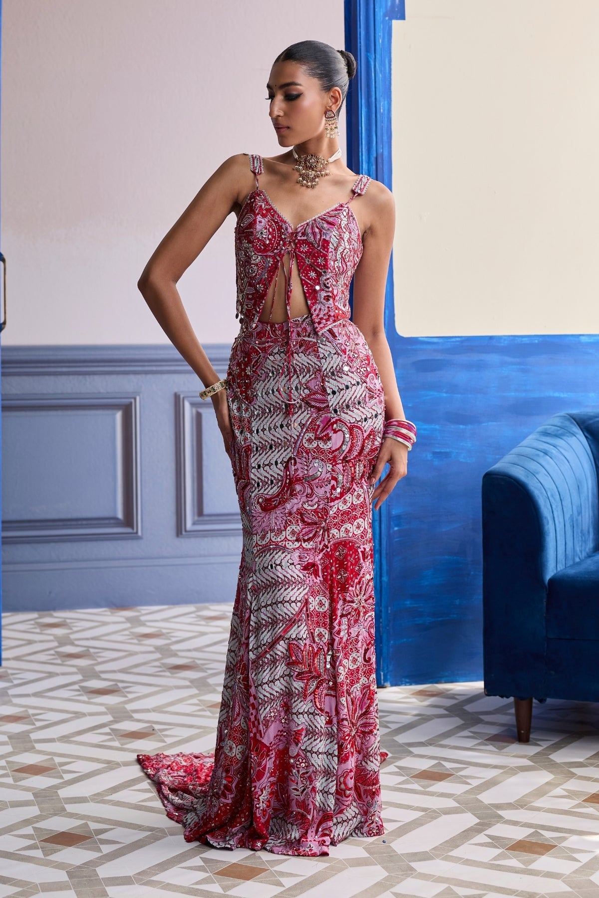 RED FLORAL CORSET WITH HIGHLIGHTED MERMAID SKIRT SET