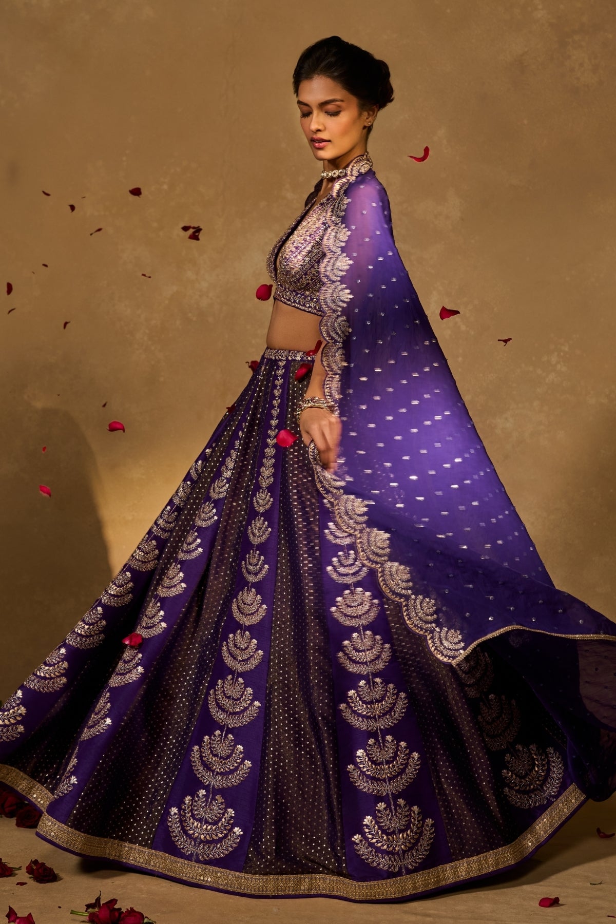 MAITRI LEHENGA