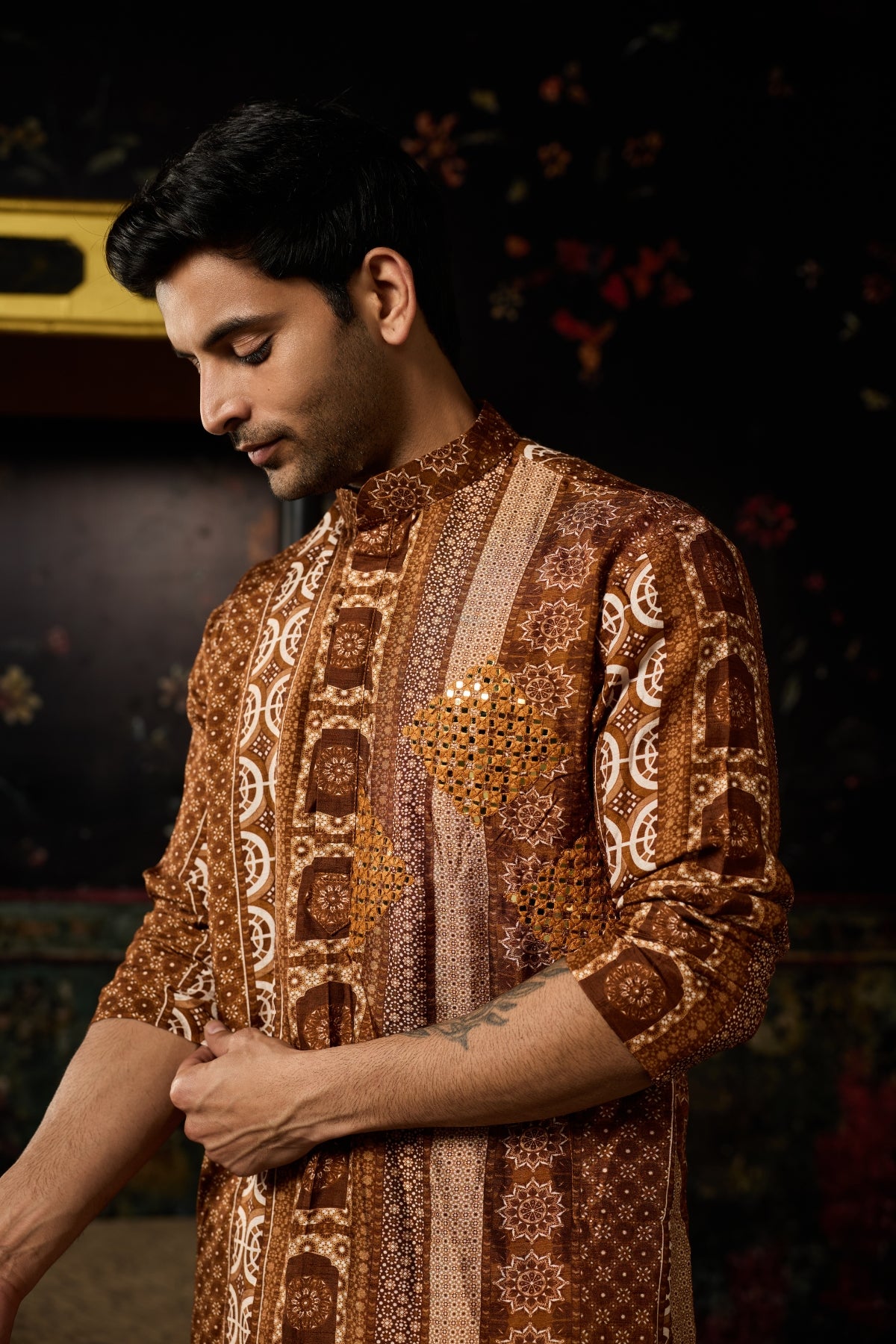 CARAMEL PRINT & HIGHLIGHTED KURTA & PANTS