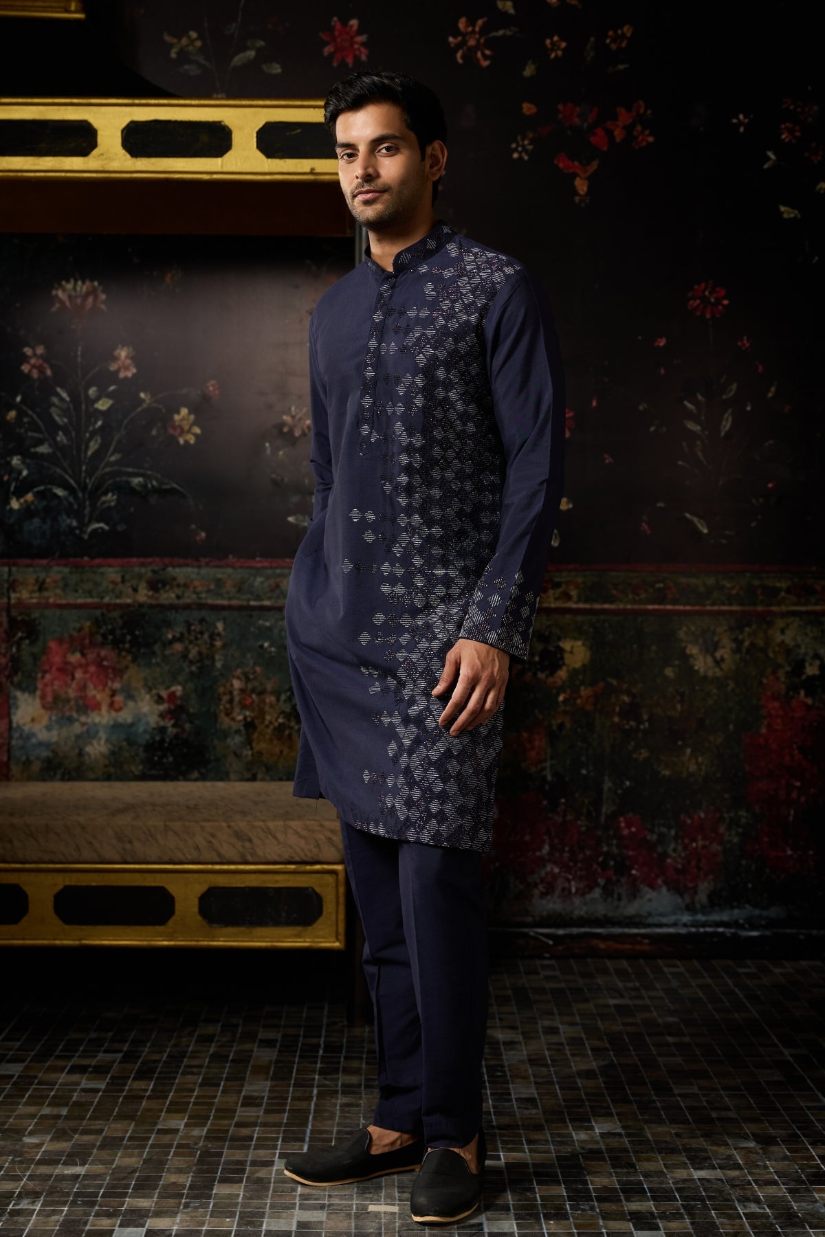 DARK BLUE EMBROIDERED KURTA & PANTS