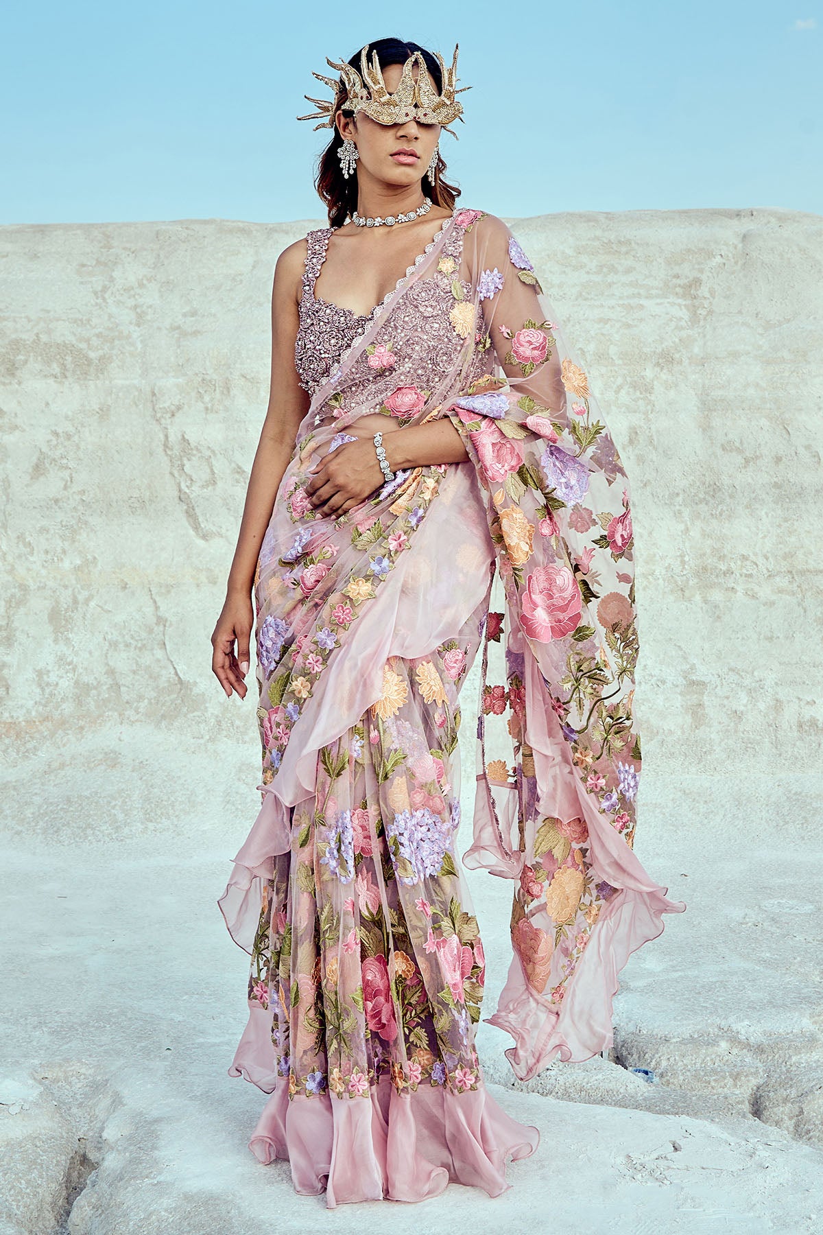 Sari1