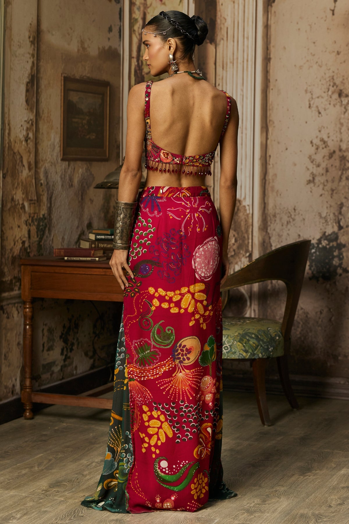 DEEP RED PRINTED AND HIGHLIGHTED SKIRT SET