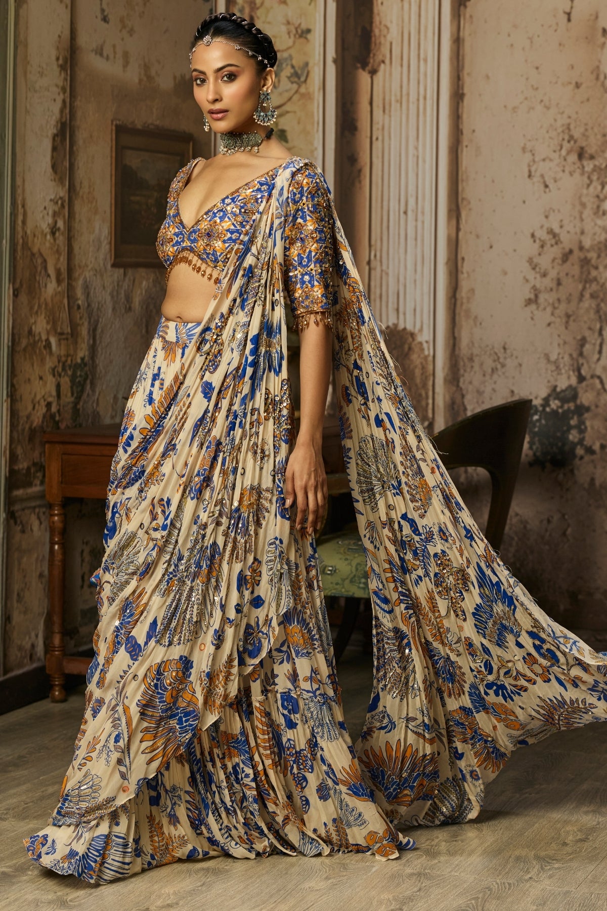 IVORY PRINTED AND HIGHLIGHTED SHARARA PANTS SAREE SET