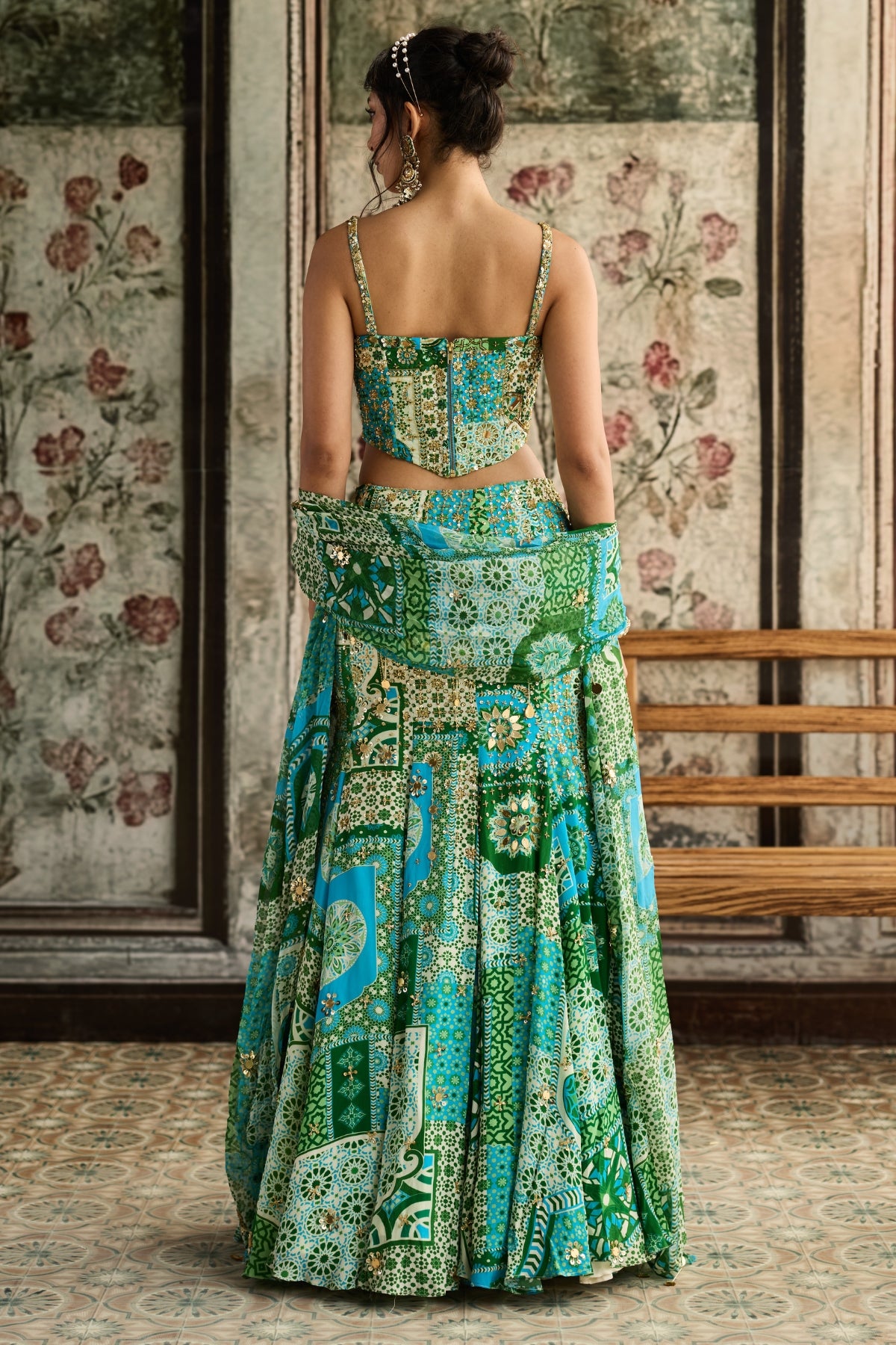 AQUA PRINT AND HIGHLIGHTED CORSET MERMAID SKIRT SET
