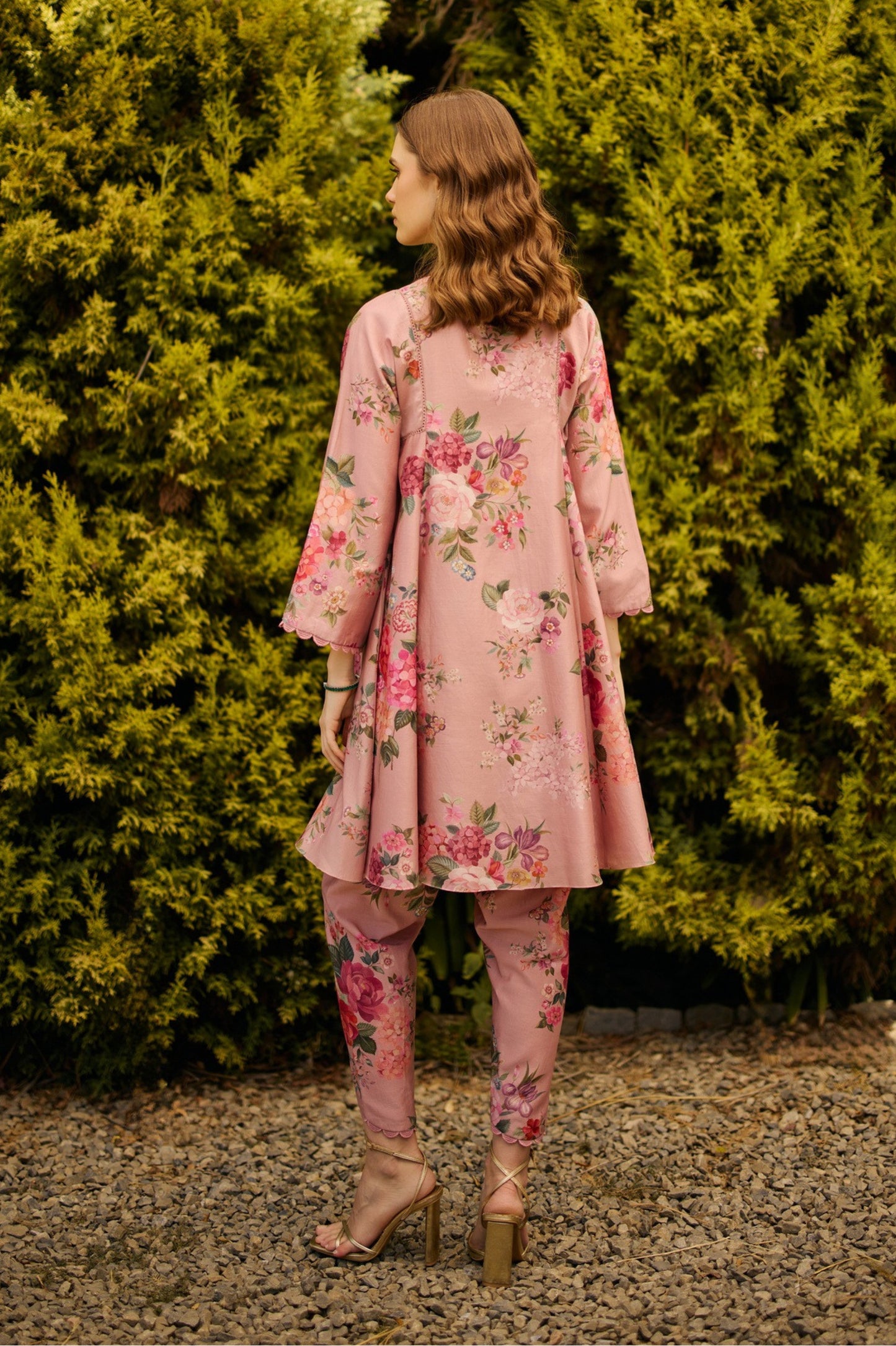 DUSKY PINK FLORAL PRINT