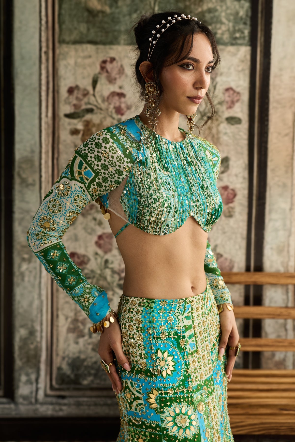 AQUA PRINT AND HIGHLIGHTED RUCHED BLOUSE MERMAID SKIRT SET