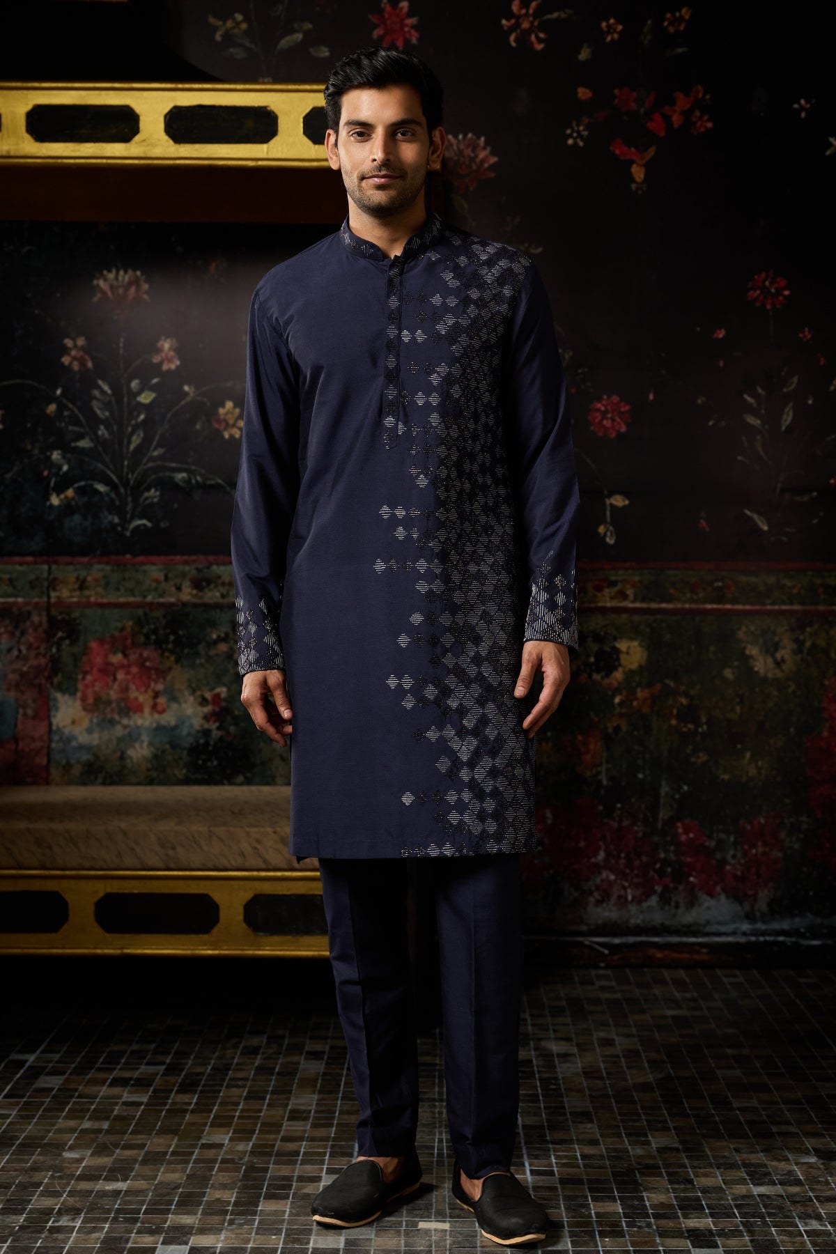 DARK BLUE EMBROIDERED KURTA & PANTS