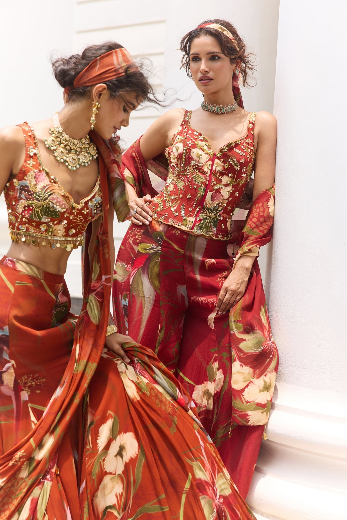 RUST FLORAL PRINT AND HIGHLIGHTED MERMAID SAREE SET
