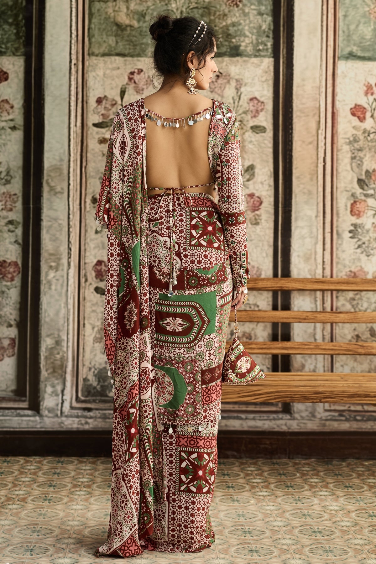 SAGE-MAROON PRINT AND HIGHLIGHTED DHOTI SAREE SET