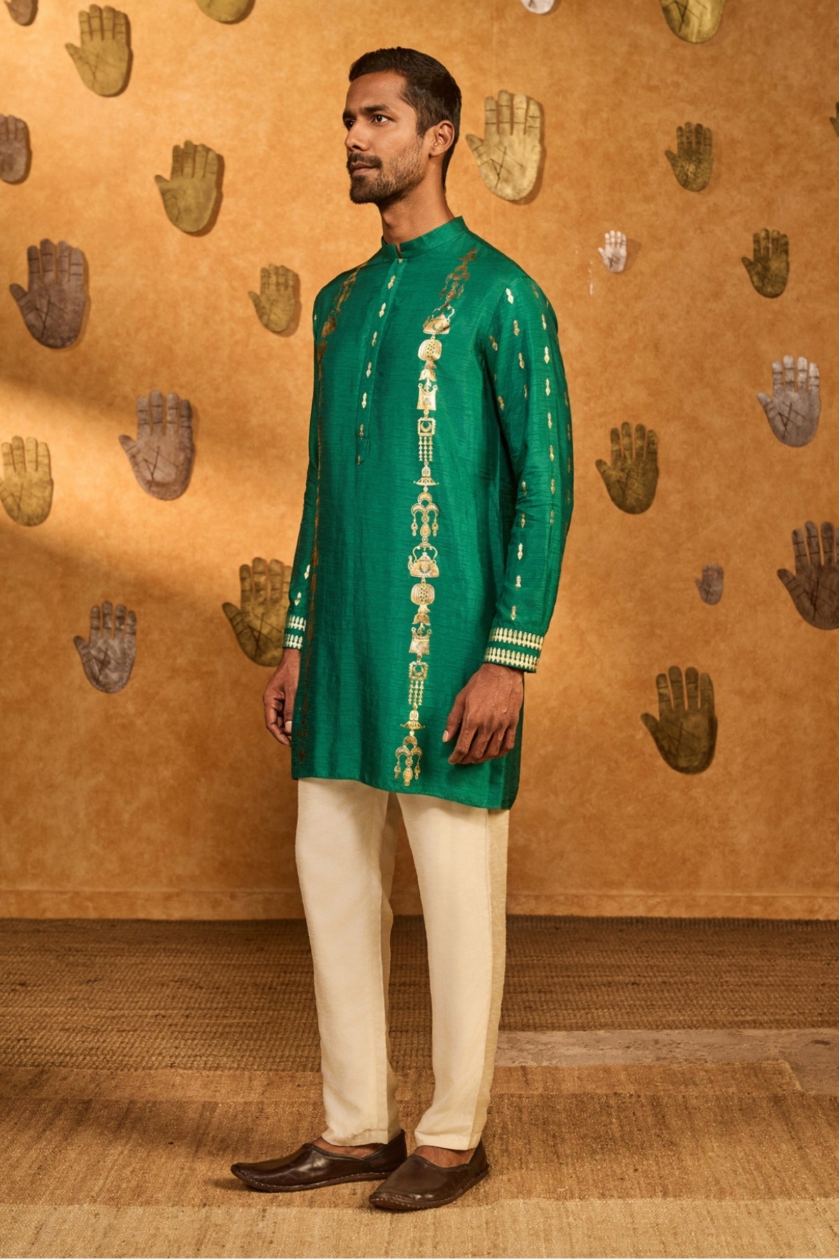 Green Totem Lines And Pot Kurta Set