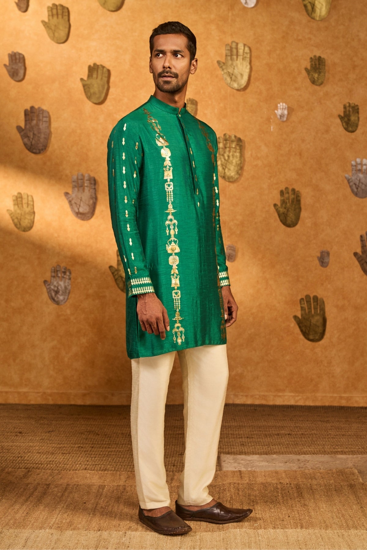 Green Totem Lines And Pot Kurta Set