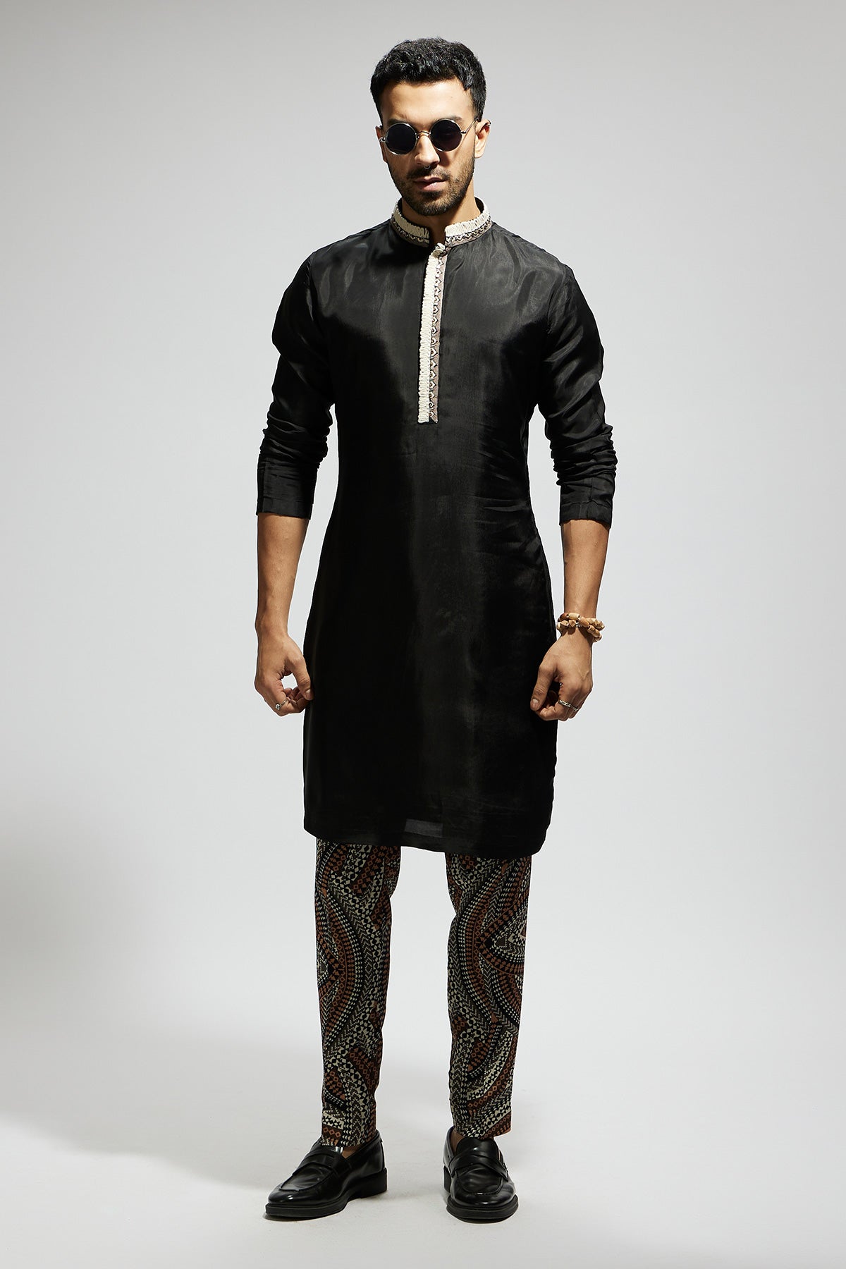 Black Solid Kurta With Zentangle Printed Pants