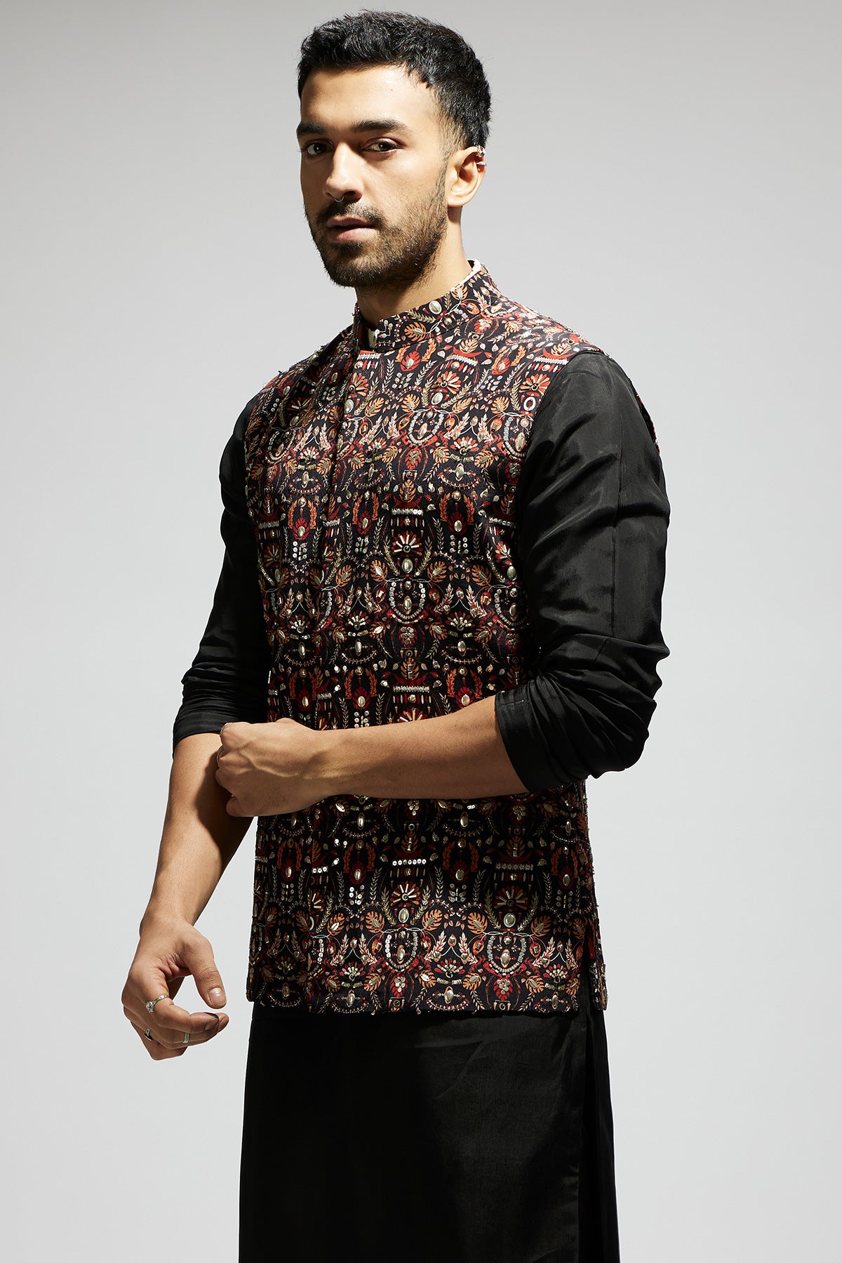 Black Leaf Jaal Embellished Bundi with Black Kurta and Pants