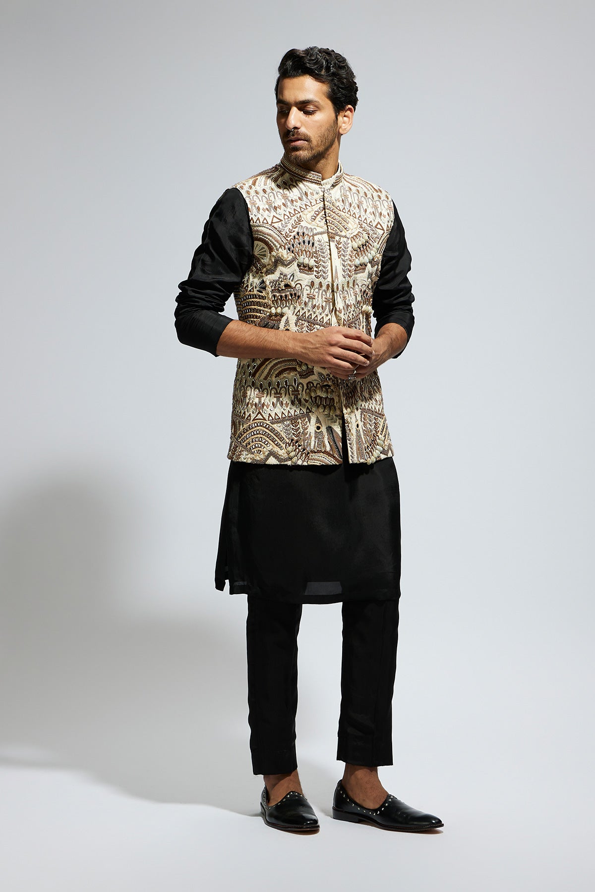 Ivory Abtract Embroidered Bundi with Kurta and Pants