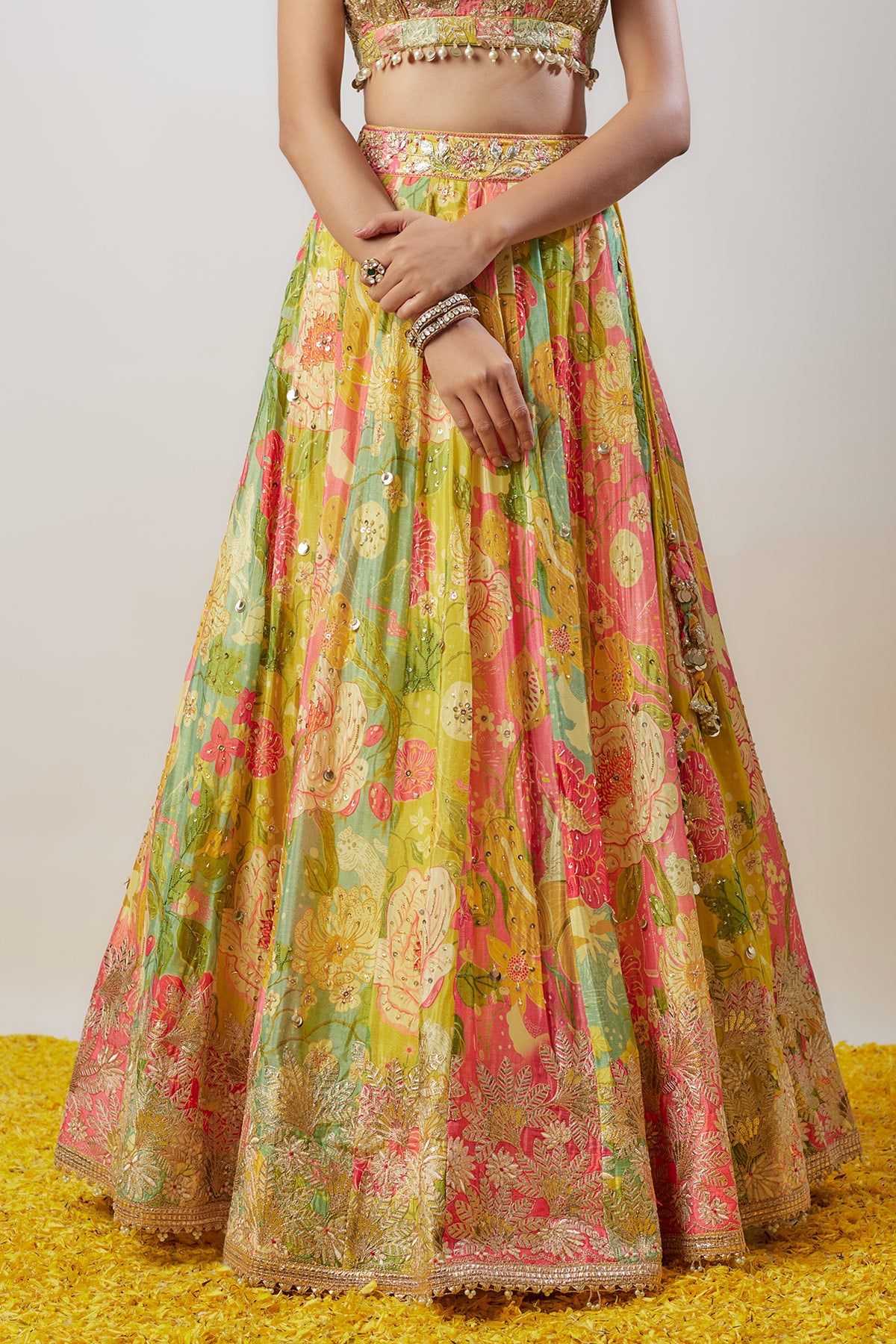 Kamiya Lehenga Set