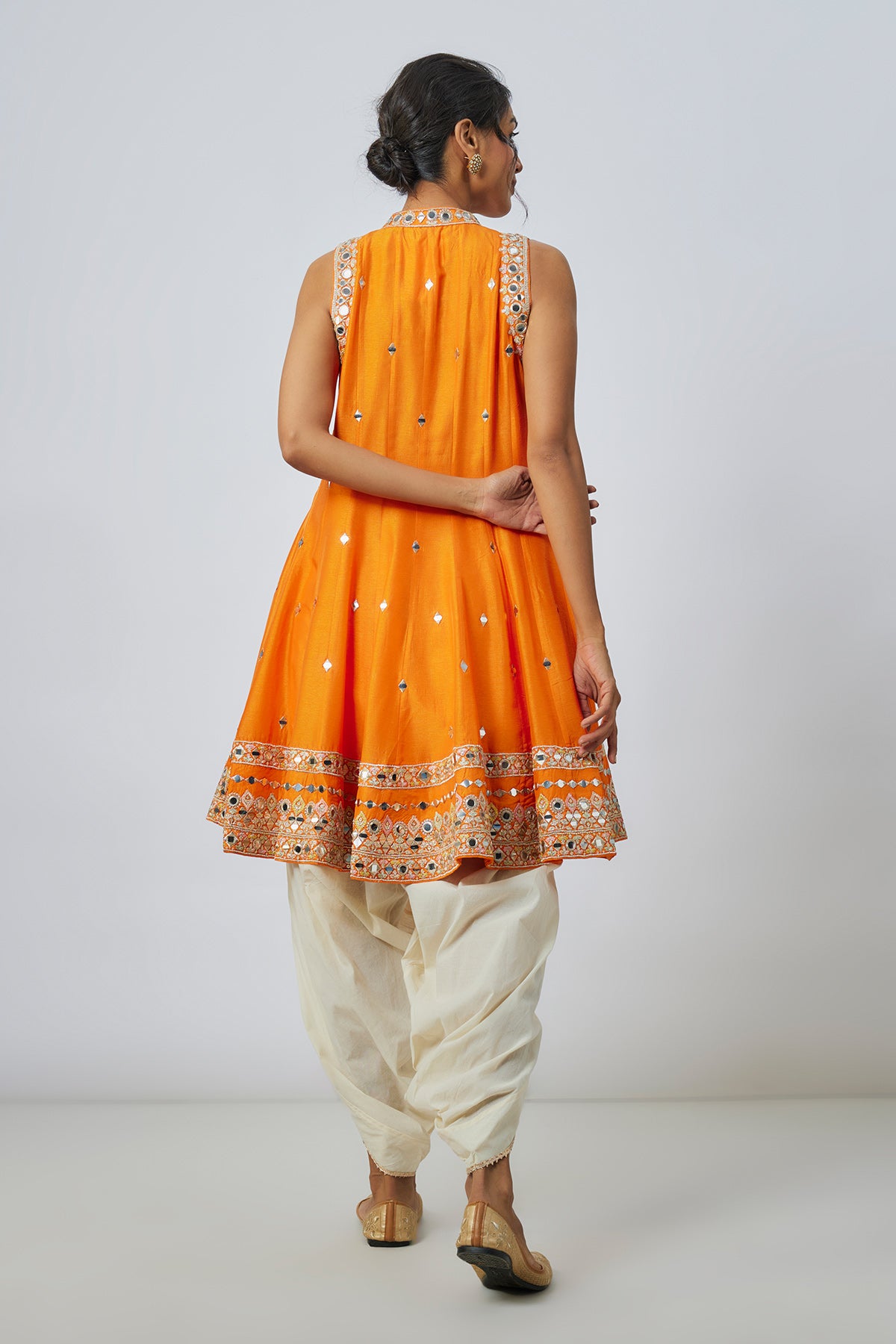 Gitashri Dhoti Set