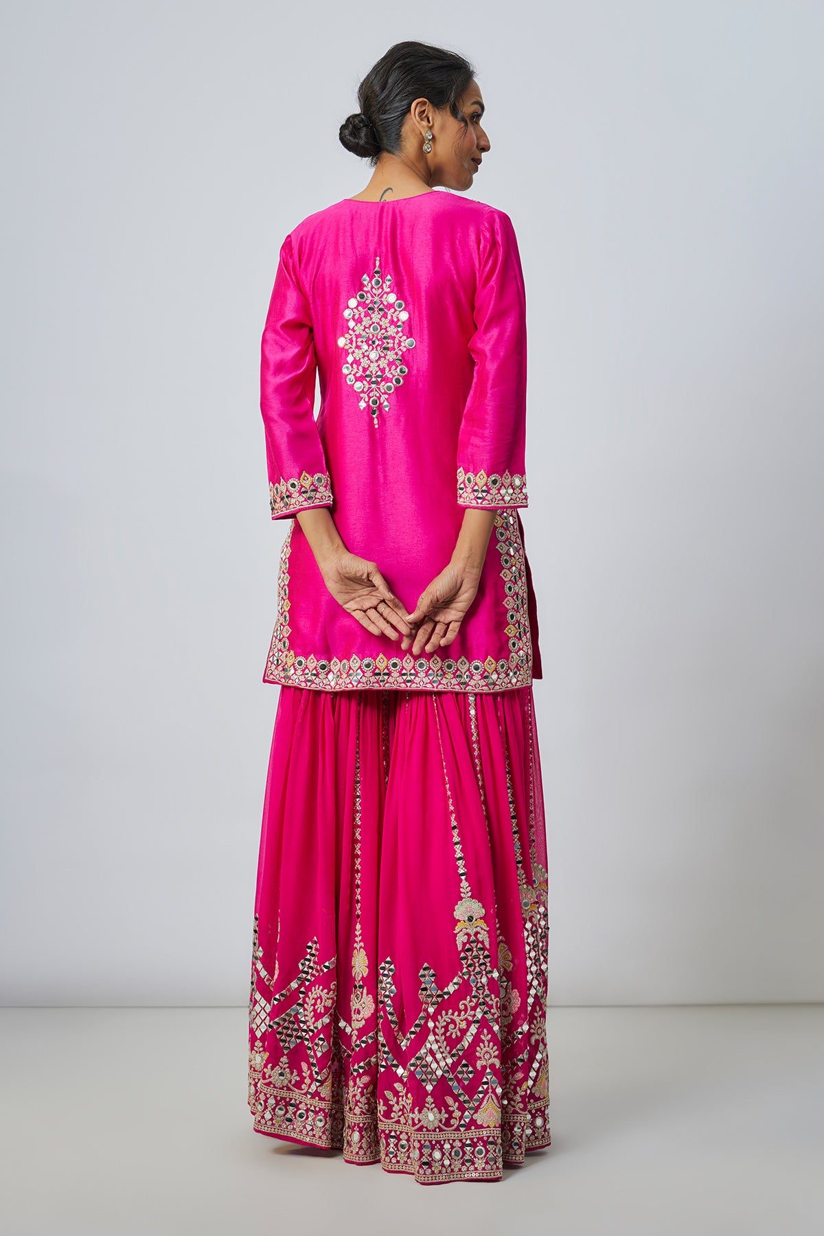 Ekantika Sharara Set