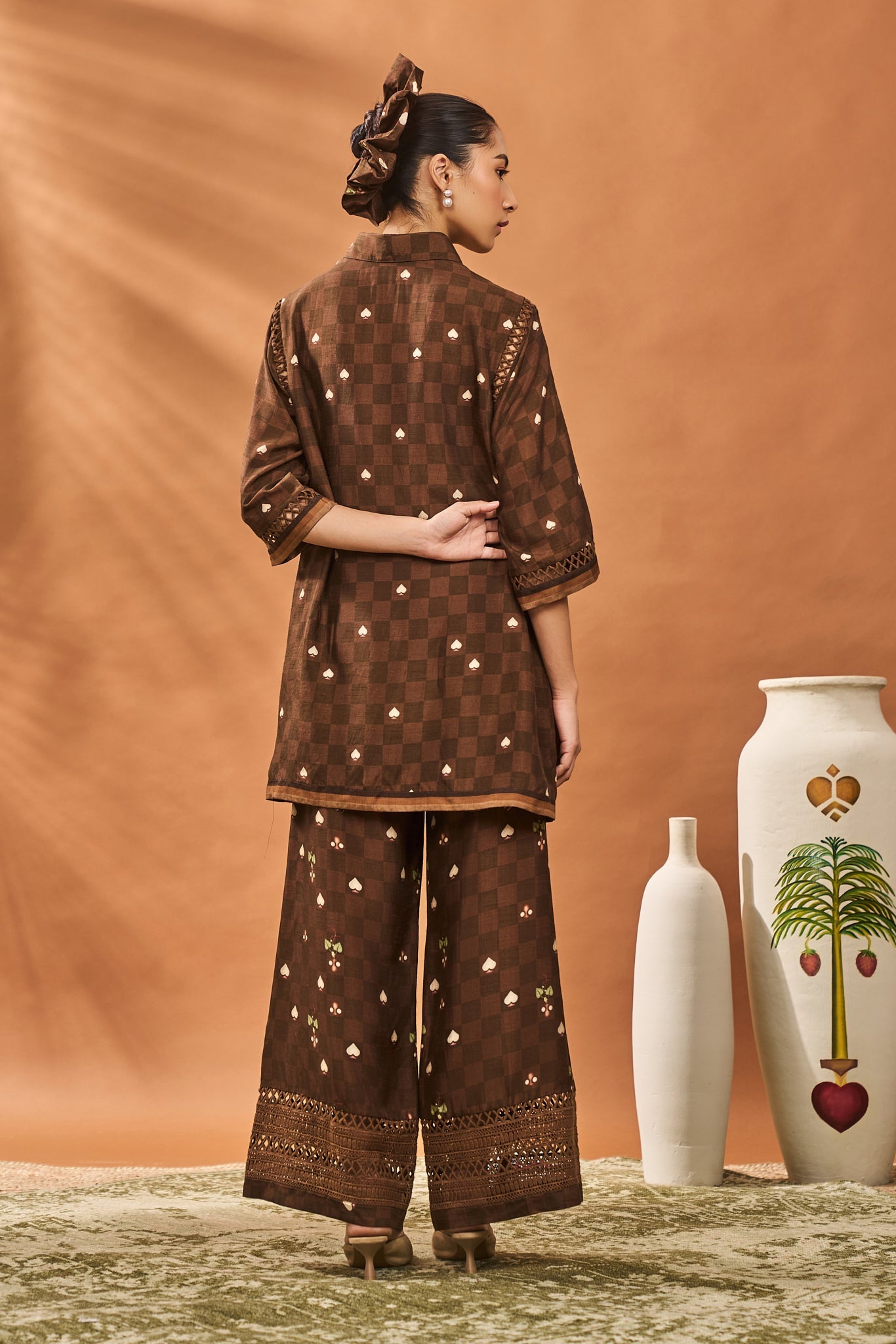 BROWN CHECKERS BLOOM TUNIC SET