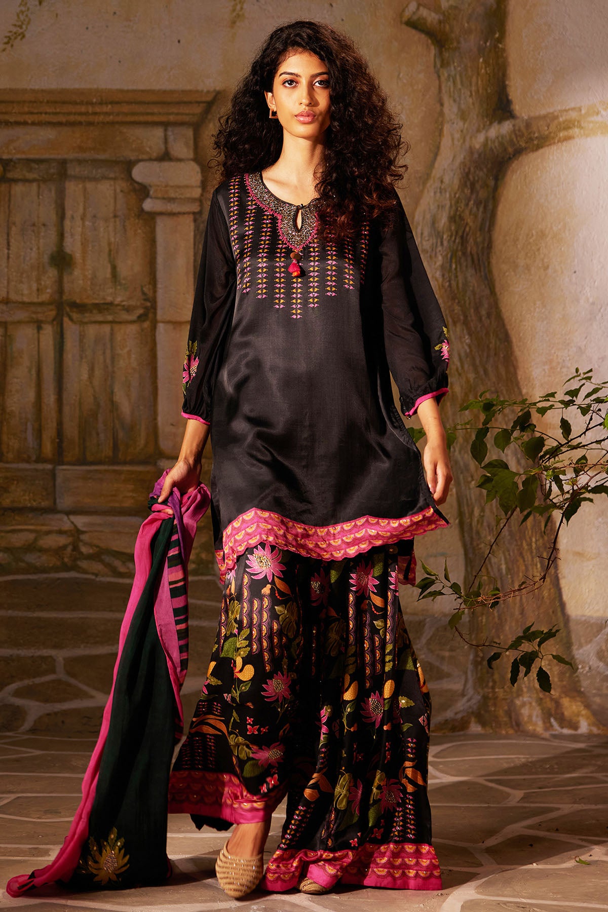 CHARCOAL SHARARA SET