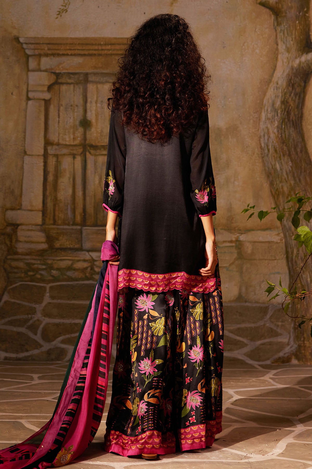 CHARCOAL SHARARA SET