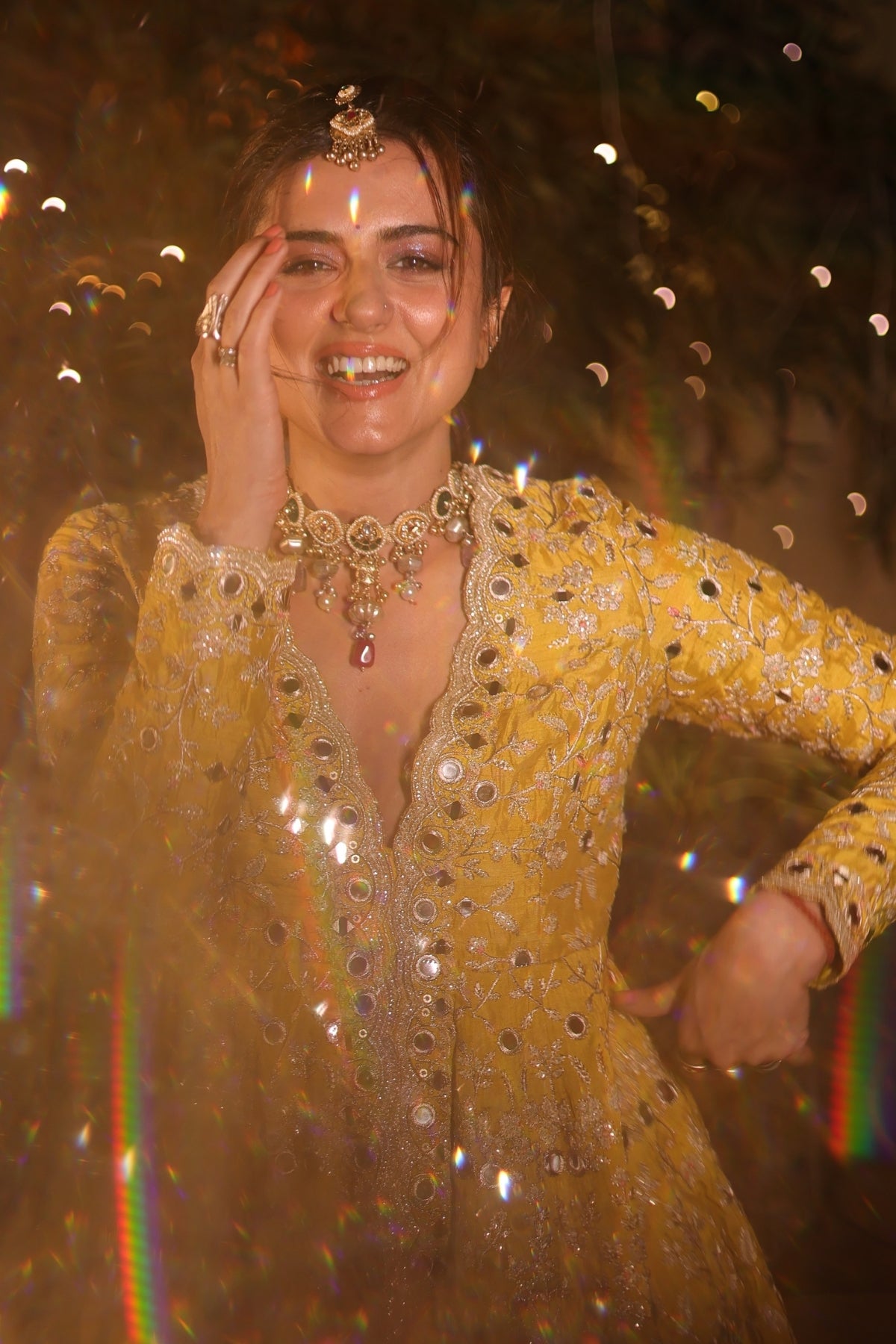 Zeya Sharara Set