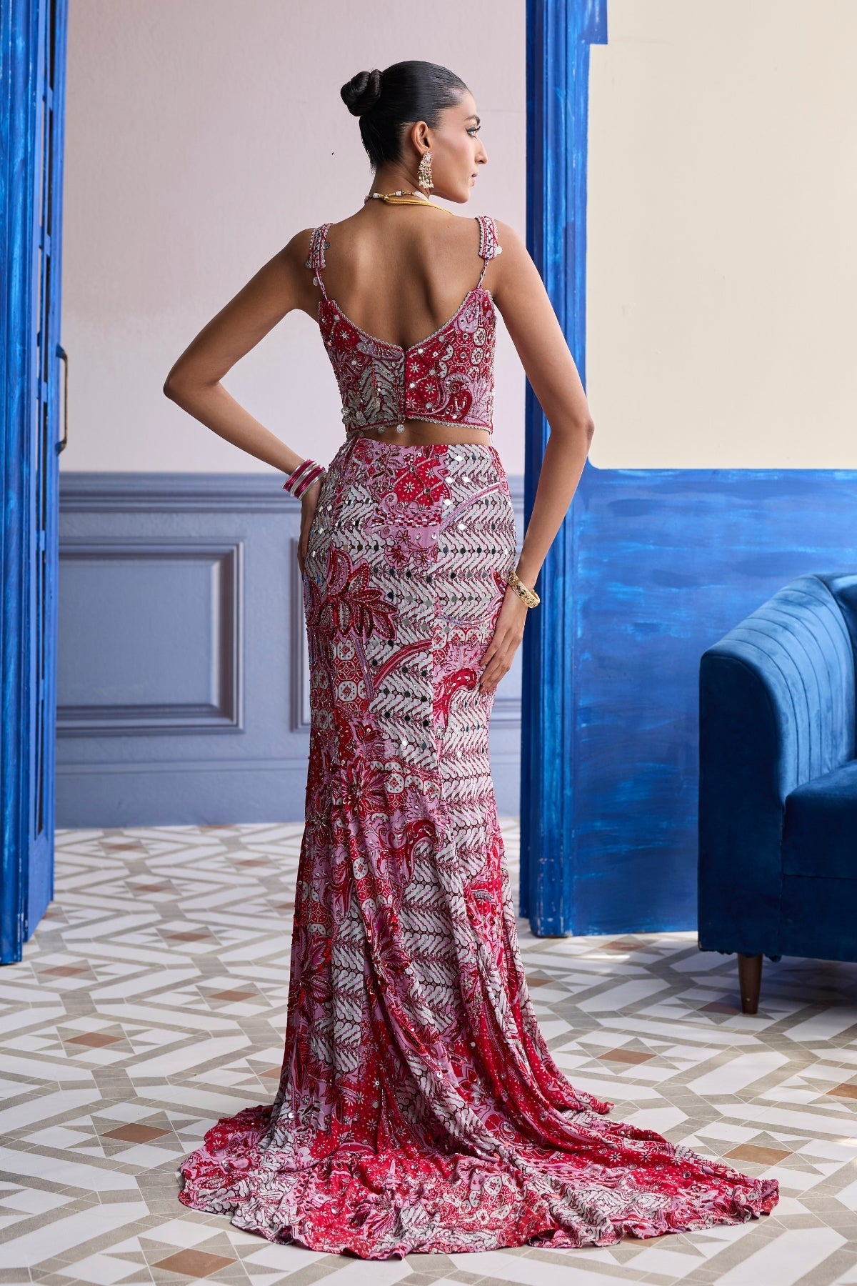 RED FLORAL CORSET WITH HIGHLIGHTED MERMAID SKIRT SET