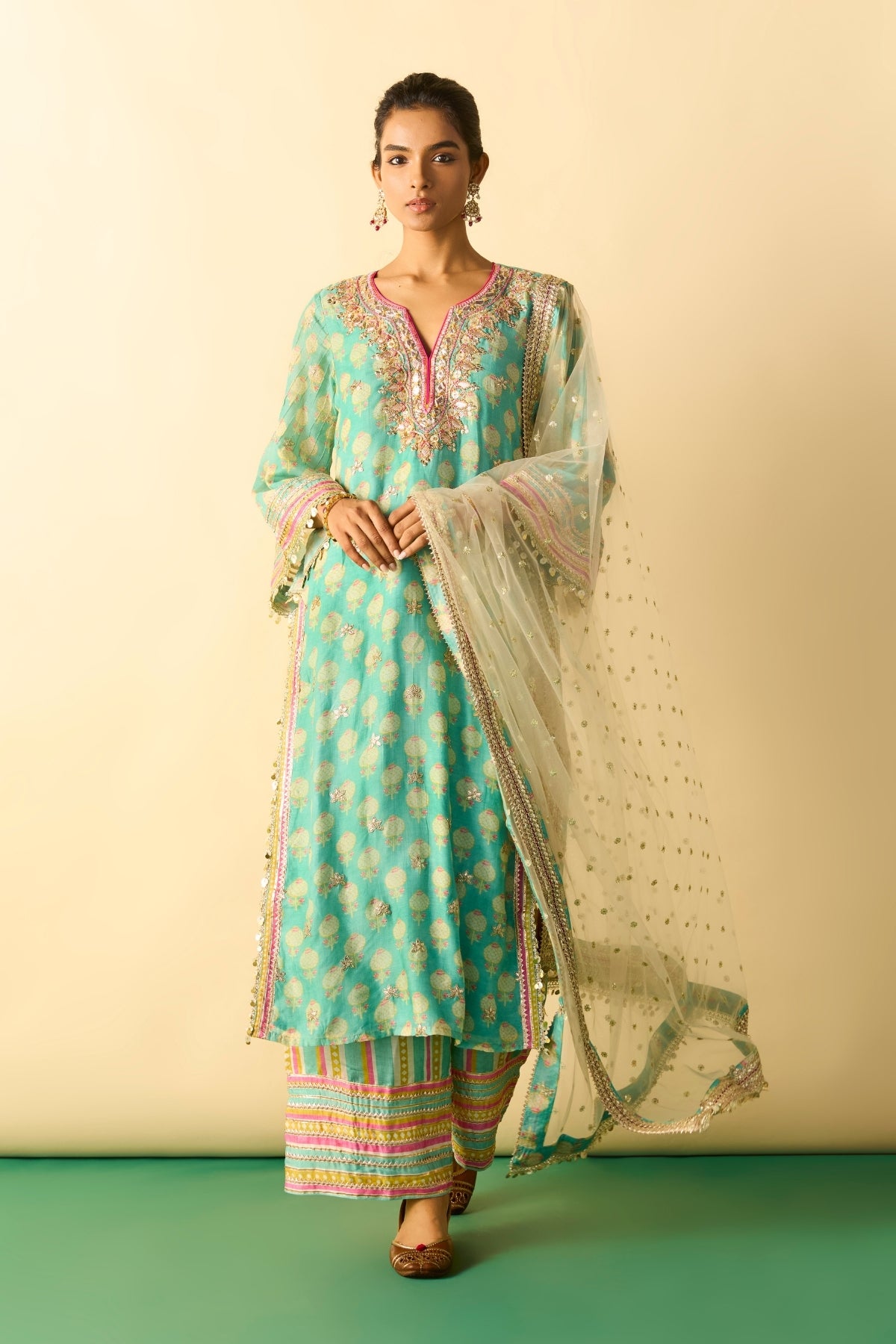 Dwiti Kurta Set