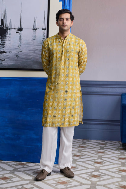 YELLOW BUTTA PRINT HIGHLIGHTED KURTA WITH IVORY PANTS