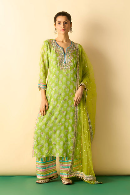 Dwiti Kurta Set