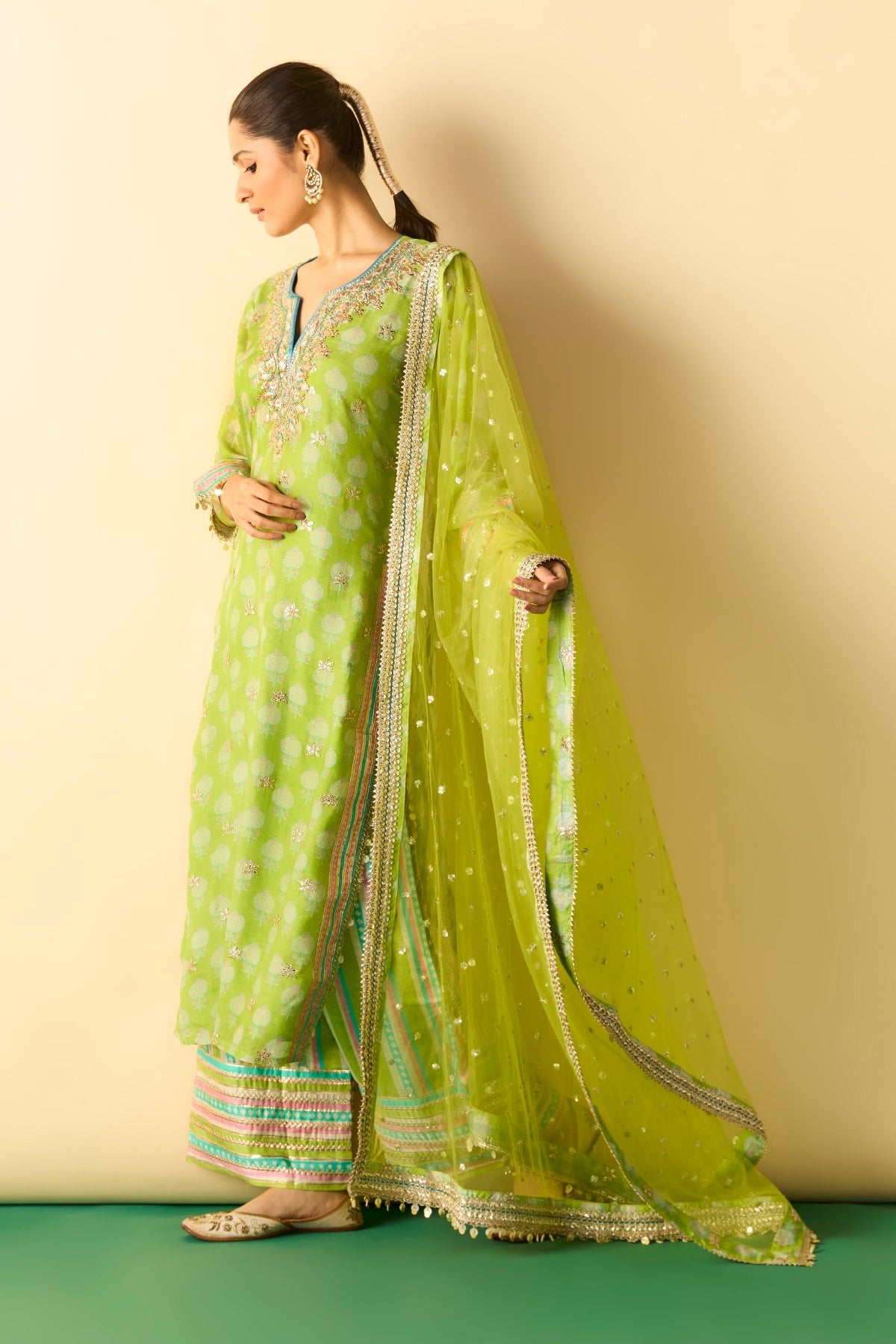 Dwiti Kurta Set