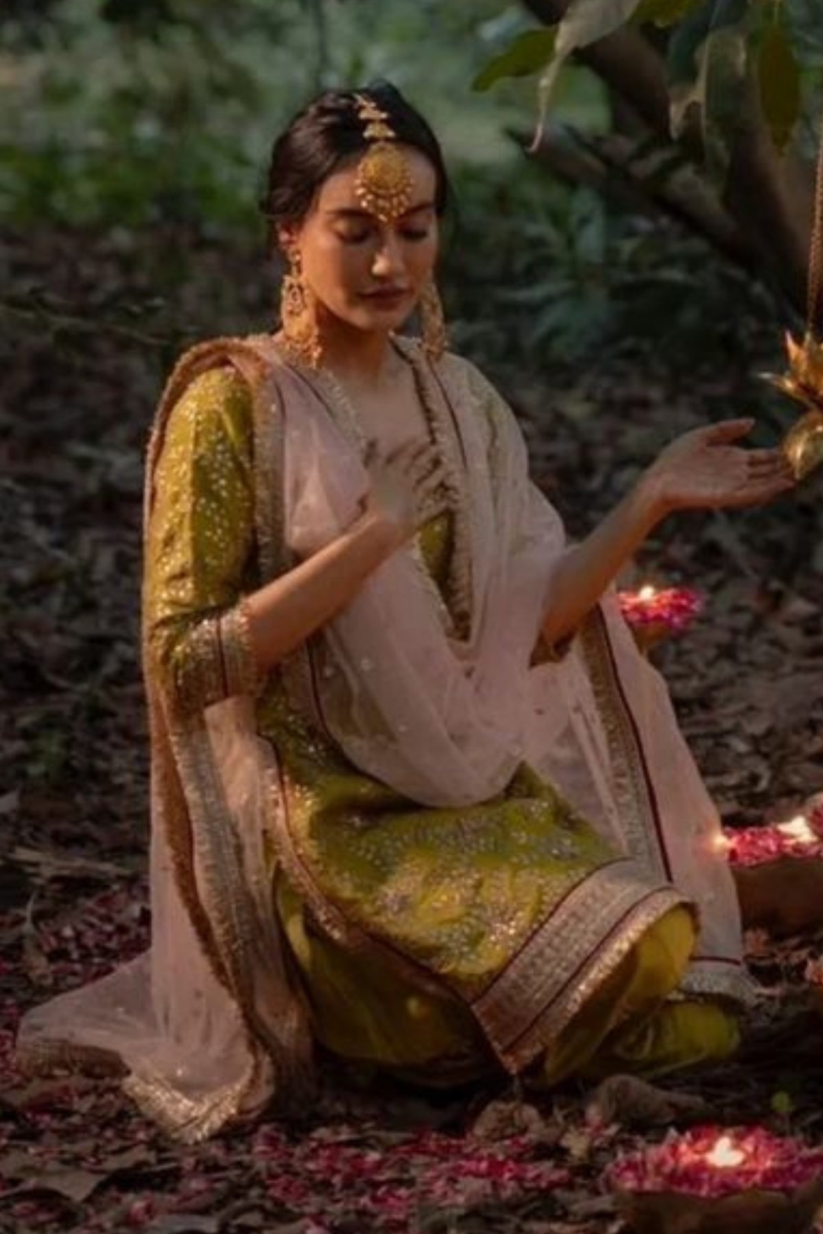 Surbhi Jyoti in Surbhi Salwar Set