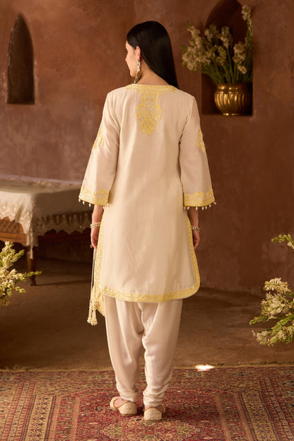 Nyra - Daisy Ivory With Lemon Yellow Short Kurta And Dhoti