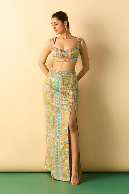 kashvi slit skirt set