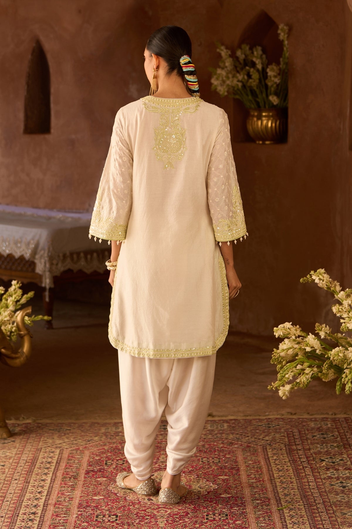 Ruhi - Daisy Ivory With Mint Green Short Kurta And Dhoti