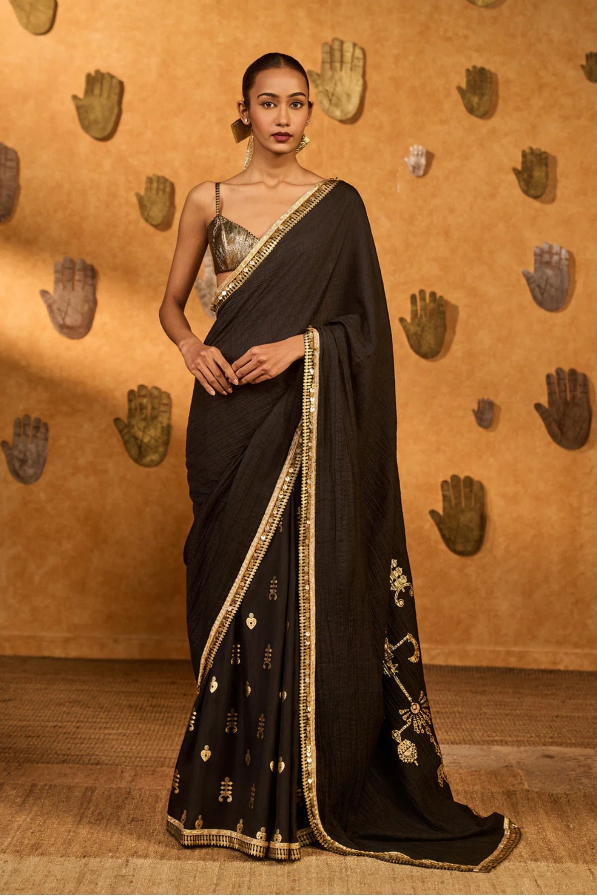 Black Wishdrop Gota Saree