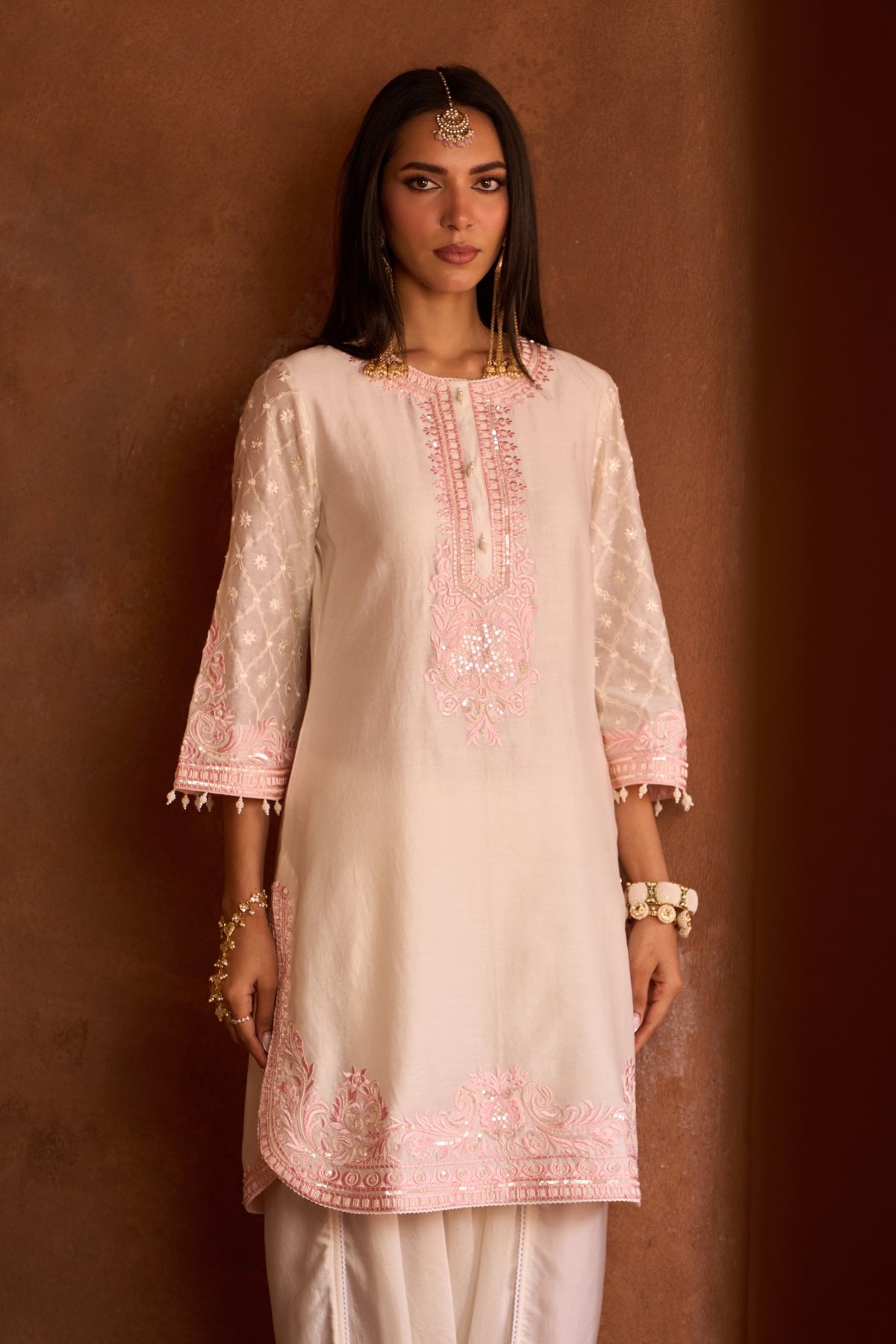 Ruhi - Daisy Ivory With Pink Short Kurta And Dhoti