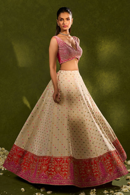 ANVI LEHENGA