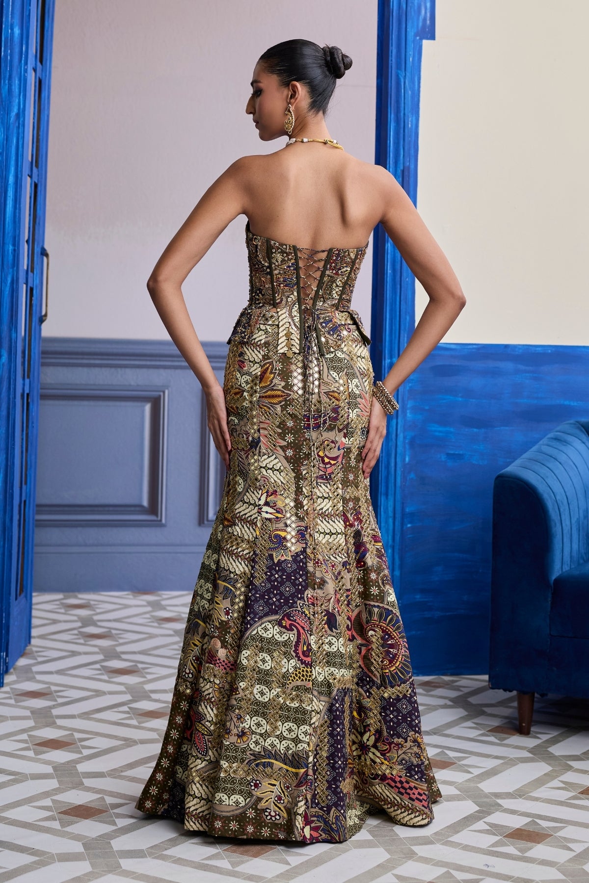 OLIVE PRINT CORSET WITH HIGHLIGHTED MERMAID SKIRT SET