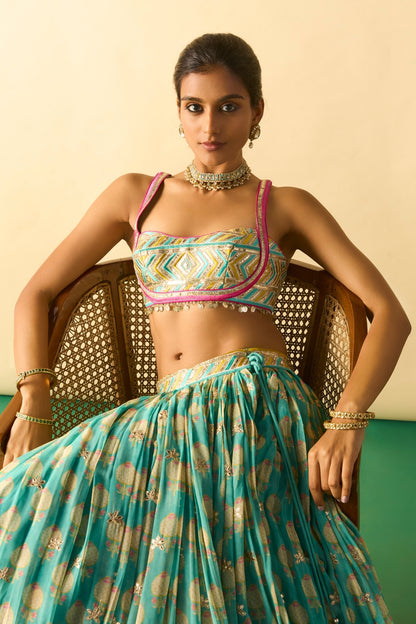 Mannat lehenga set