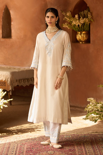 Sahabat - Daisy Ivory With Blue Kaaftan With Salwar