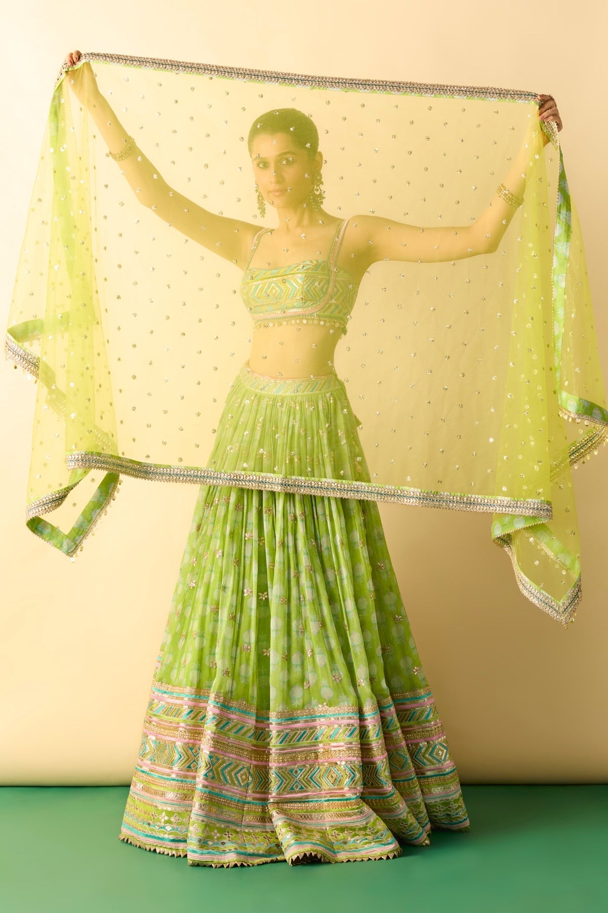 Mannat lehenga set