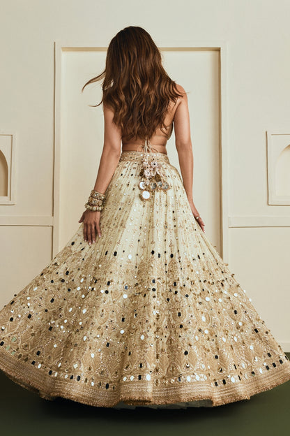 Shilpa Shetty In Saanjh Lehenga Set