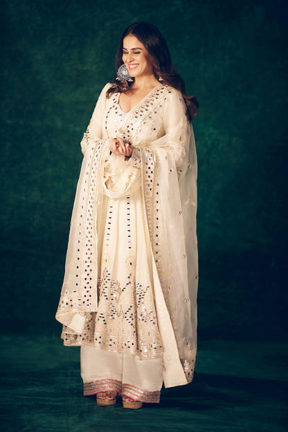 Genelia in Cheshtha Anarkali Set
