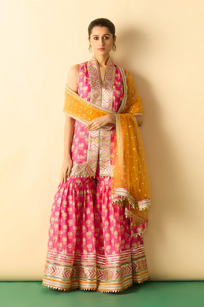 Aarvi Sharara Set