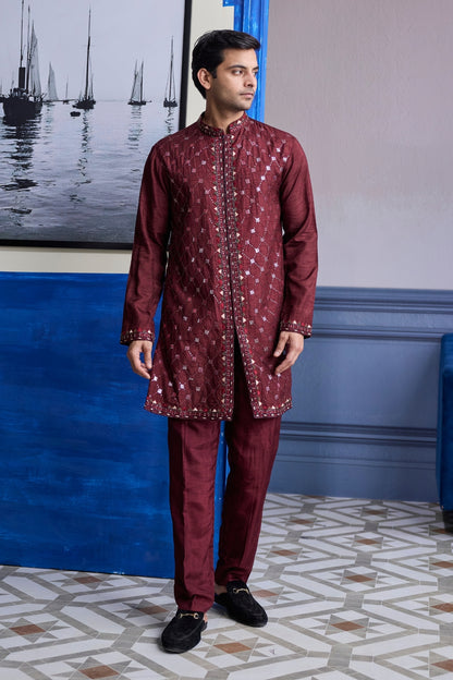 MAROON MIRROR EMBROIDERED KURTA PAIRED WITH PANTS