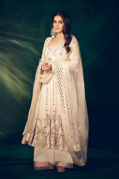 Genelia in Cheshtha Anarkali Set
