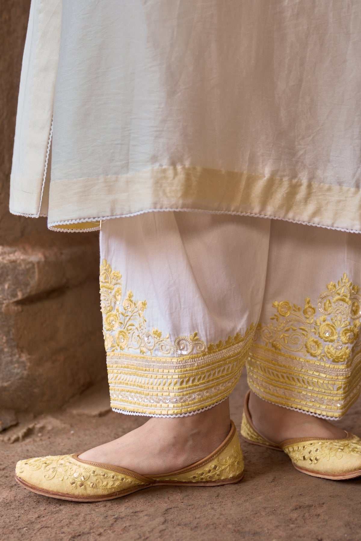 Sahabat - Daisy Ivory With Lemon Yellow Kaaftan With Salwar