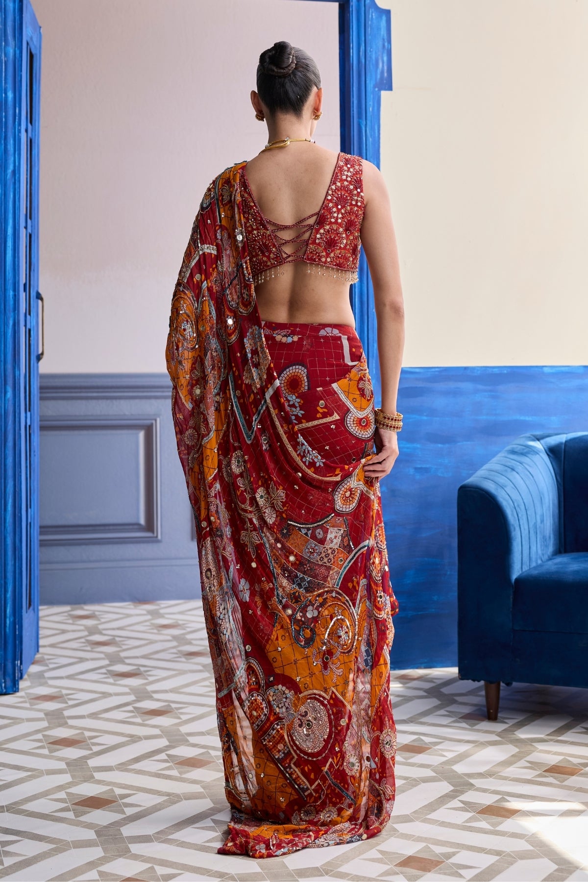 RUST MOSAIC HIGHLIGHTED BLOUSE WITH CLASSIC SKIRT SAREE SET