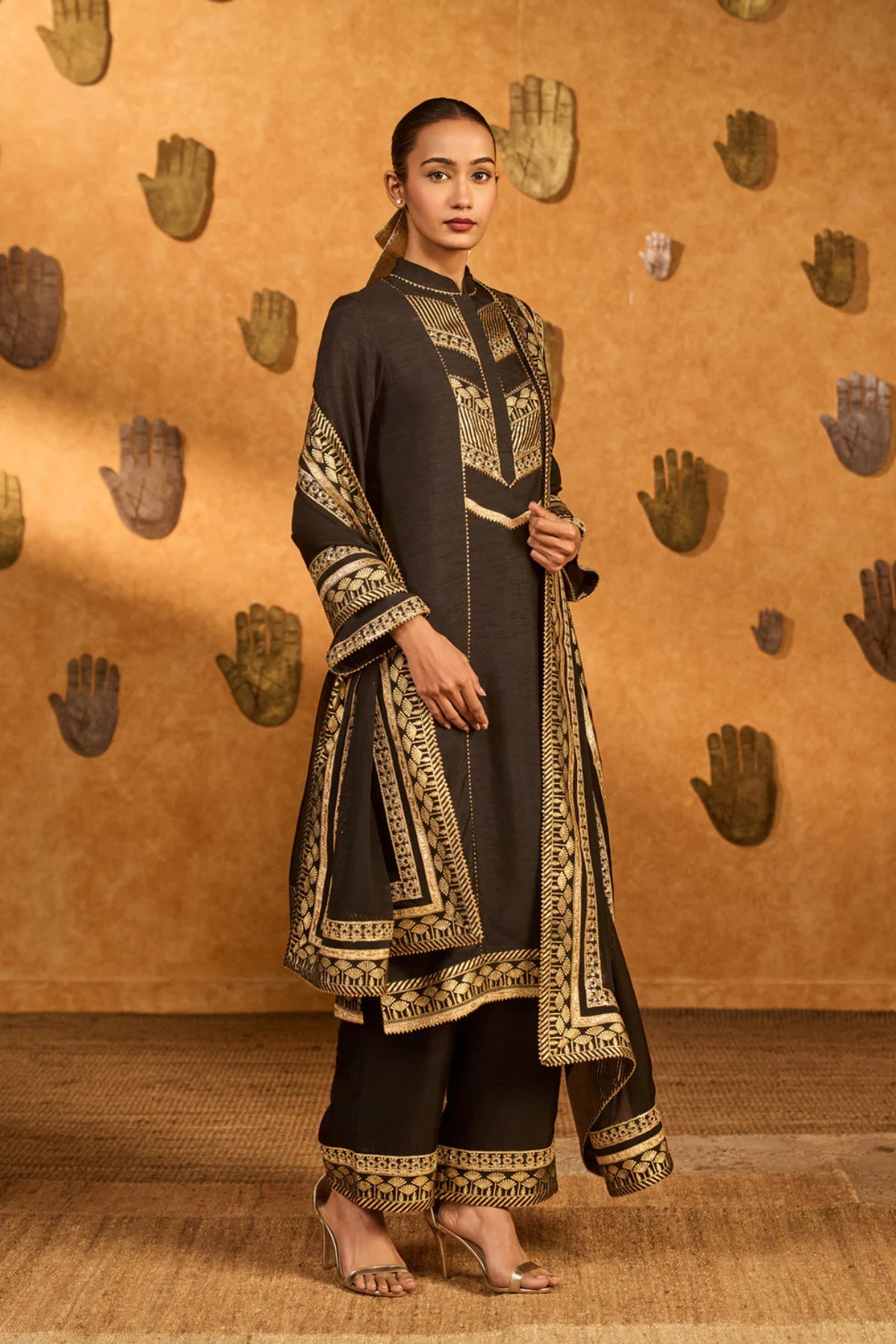 Black Vase Culotte Set